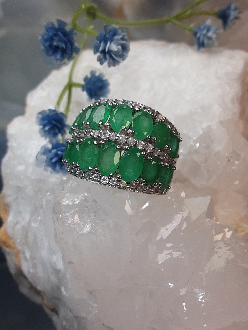 925 Emerald, Zircon Ring.